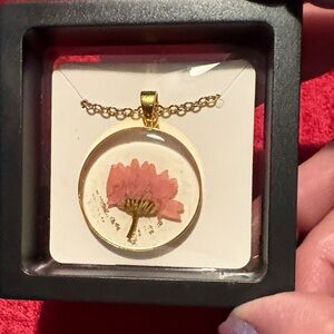 September aster Handmade Gold Resin Pendant Necklace wPink Pressed Flower new